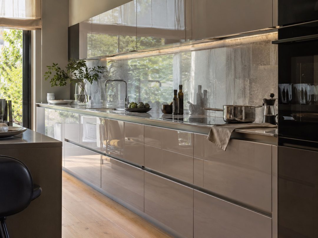Façade de cuisine en verre, style contemporain